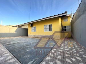 Casa no bairro São José, Lado Linha, em Peruíbe