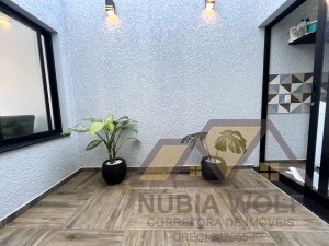 Casa no bairro São José, Lado Linha, em Peruíbe