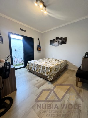 Casa no bairro São José, Lado Linha, em Peruíbe