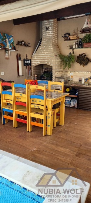 Casa no bairro Oásis, Lado Linha, em Peruíbe