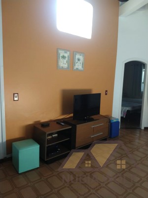 Casa no bairro Oásis, Lado Linha, em Peruíbe