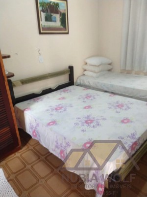 Casa no bairro Oásis, Lado Linha, em Peruíbe