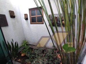 Casa no bairro São José, Lado Praia, em Peruíbe