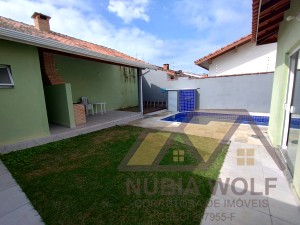 Casa no bairro Beira Mar, Lado Praia, em Peruíbe