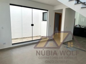 Casa no bairro São João Batista, Lado Linha, em Peruíbe