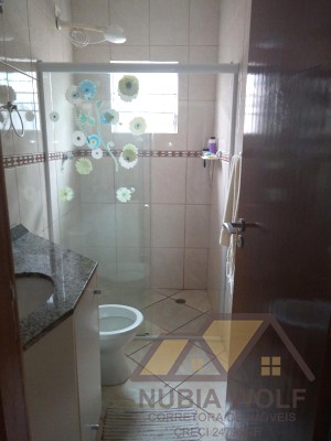 Casa no bairro Belmira Novaes, Lado Linha, em Peruíbe