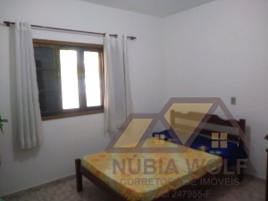 Casa no bairro Casablanca, Lado Linha, em Peruíbe