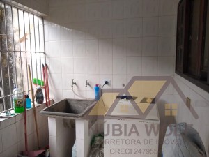Casa no bairro Casablanca, Lado Linha, em Peruíbe